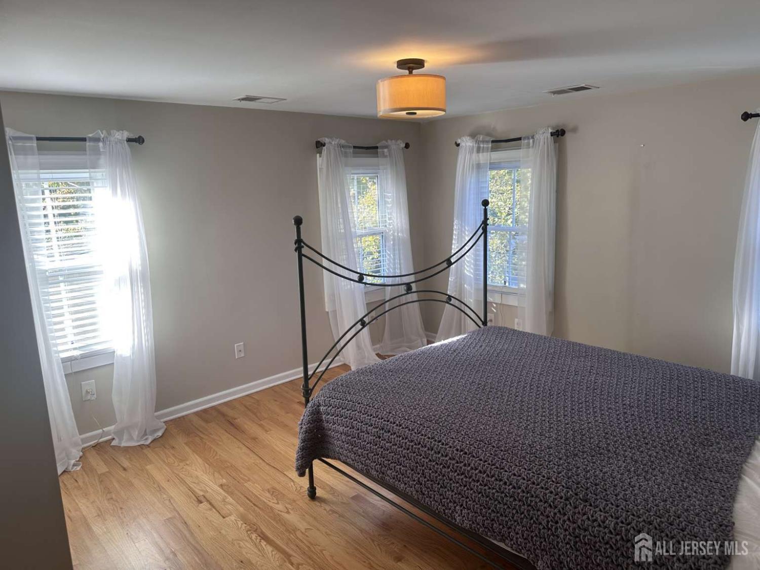22 Maplewood Avenue Cranbury NJ 08512
