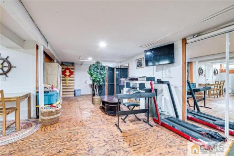113 Rivercrest Drive Piscataway NJ 08854