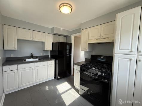 824 2nd Street Dunellen NJ 08812