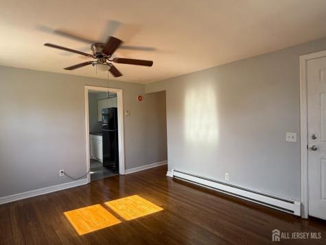 824 2nd Street Dunellen NJ 08812