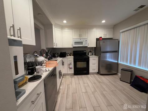 1034 Schmidt Lane North Brunswick NJ 08902