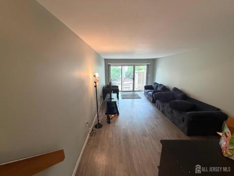 1034 Schmidt Lane North Brunswick NJ 08902
