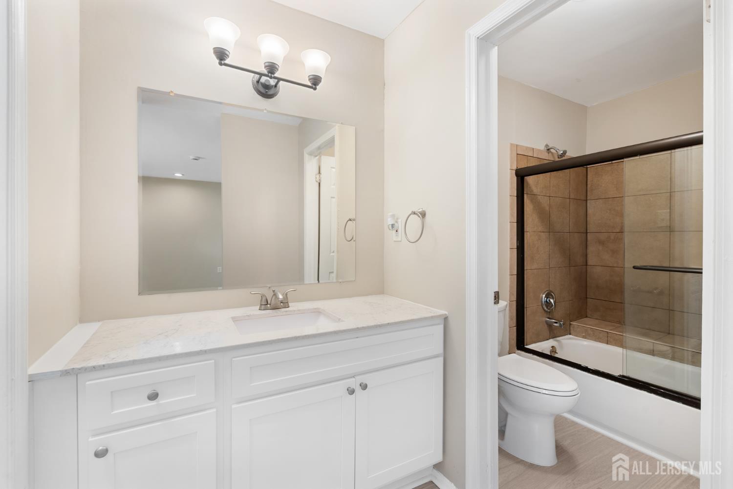 308 Pewter Court Old Bridge NJ 08857