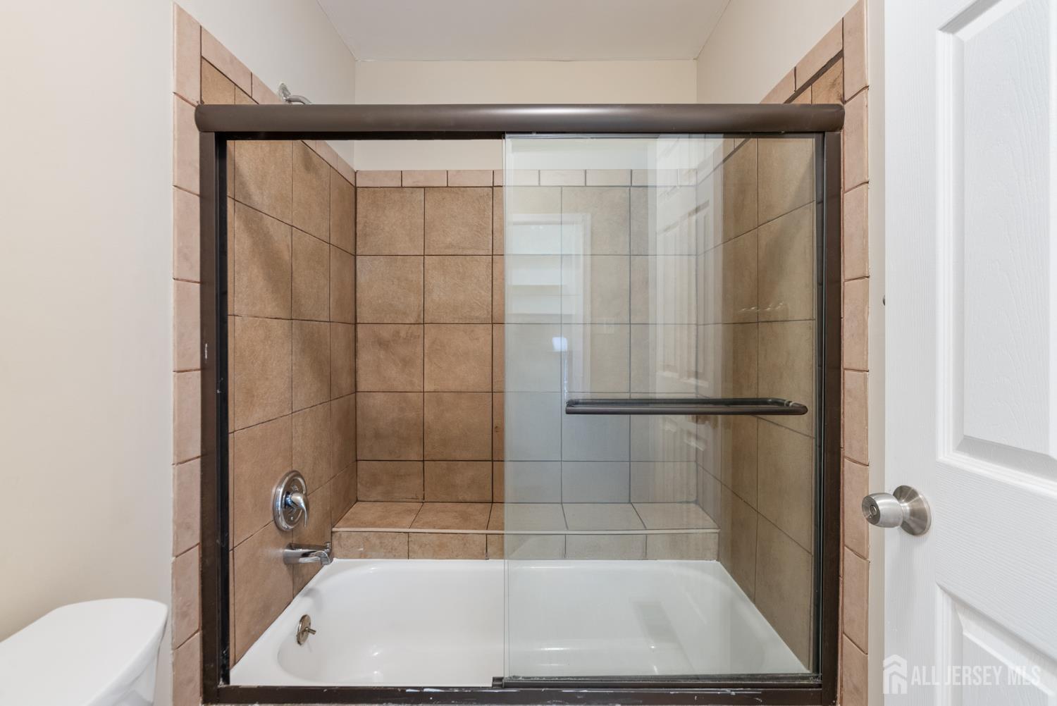 308 Pewter Court Old Bridge NJ 08857
