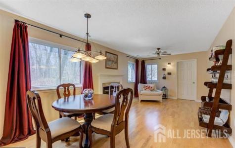 17 Ashford Drive Plainsboro NJ 08536