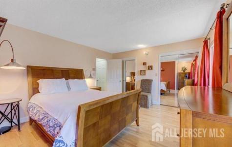 17 Ashford Drive Plainsboro NJ 08536