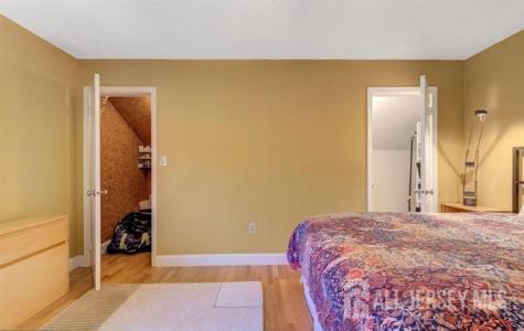 17 Ashford Drive Plainsboro NJ 08536