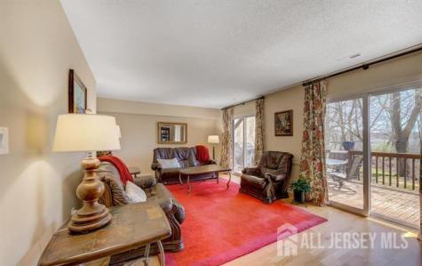 17 Ashford Drive Plainsboro NJ 08536