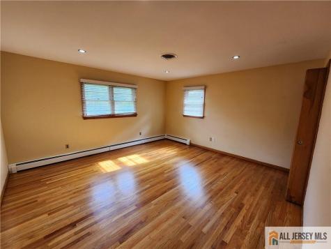 968 New Dover Road Edison NJ 08820