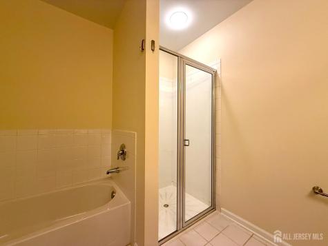 1315 Fernwood Court New Brunswick NJ 08901