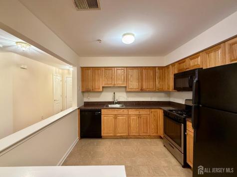 1315 Fernwood Court New Brunswick NJ 08901