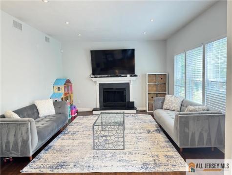 432 Jarrard Street Piscataway NJ 08854