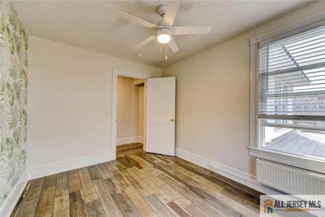 37 East Somerset Street Raritan NJ 08869