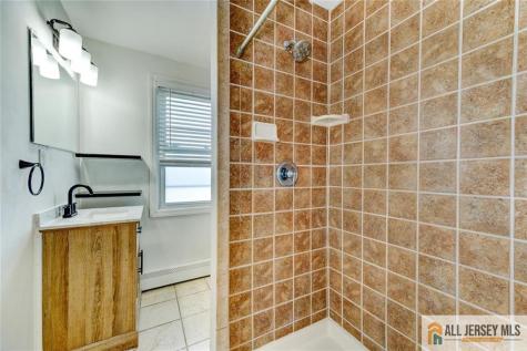 37 East Somerset Street Raritan NJ 08869