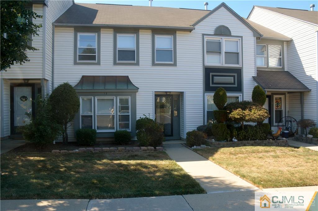 13 Heritage Square Sayreville NJ 08872