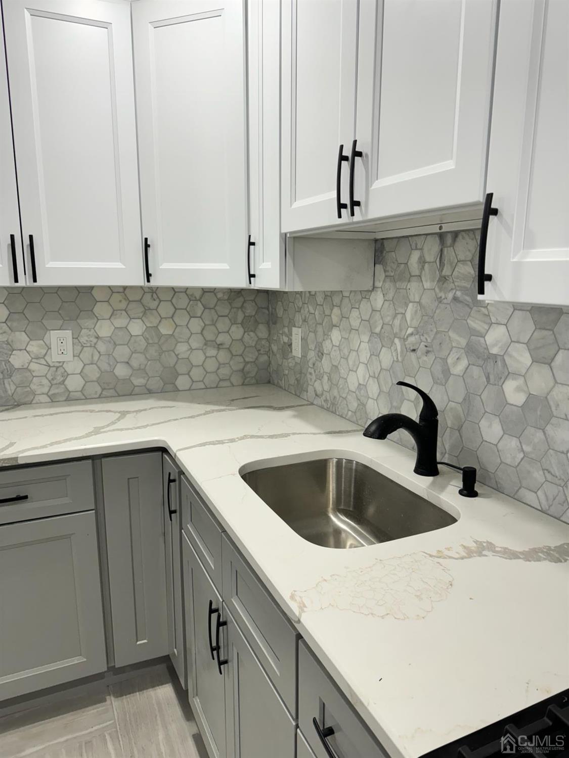 43 Frederick Terrace Irvington NJ 07111
