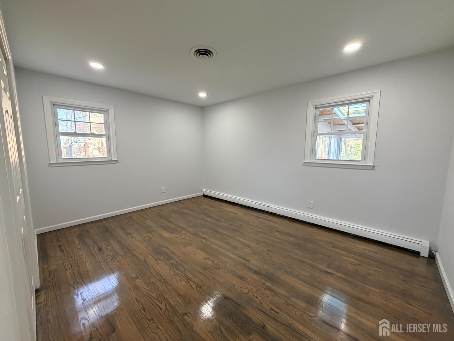 2460 Woodbridge Avenue Edison NJ 08817