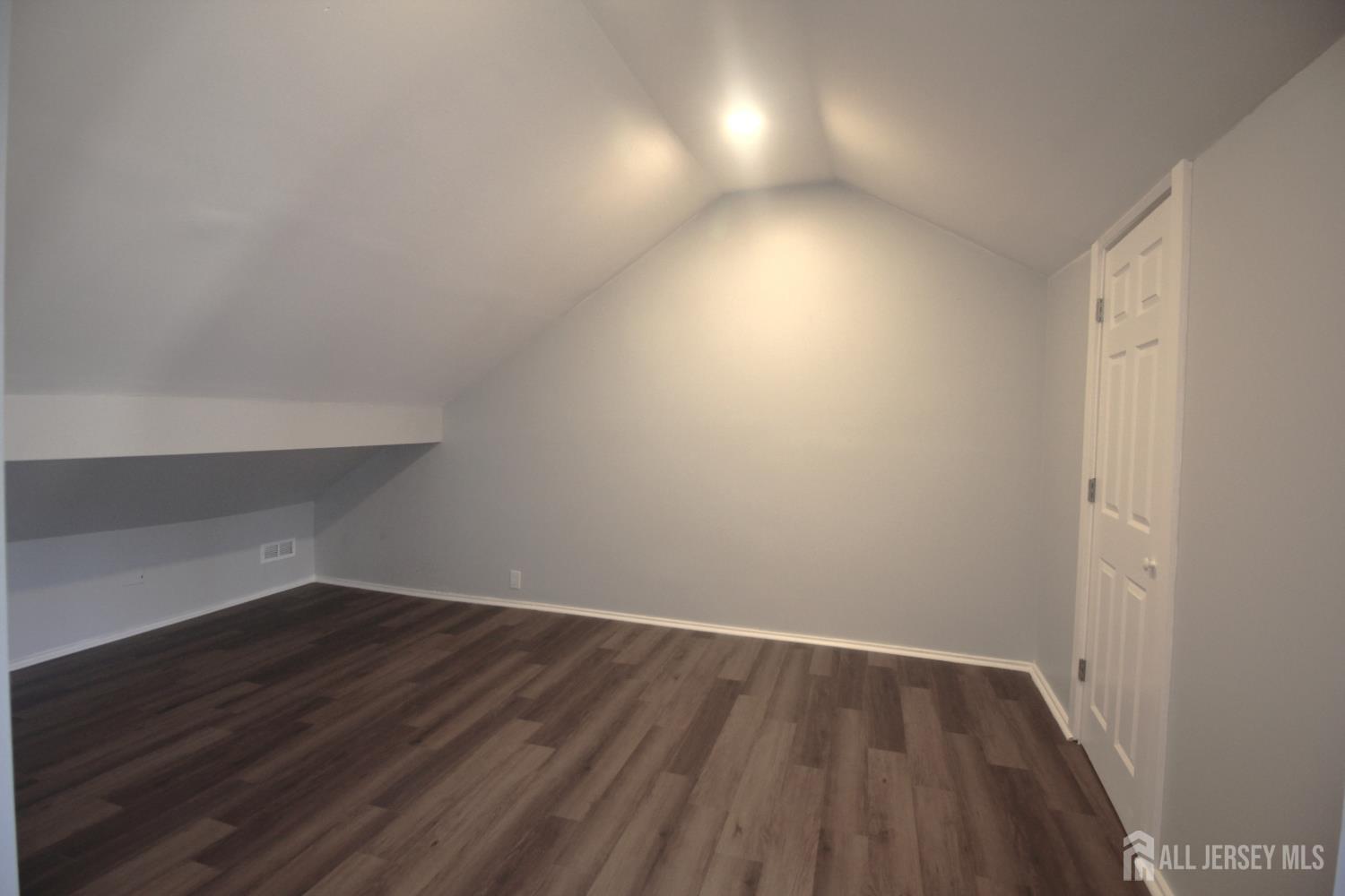14 N Olden Avenue Trenton NJ 08609