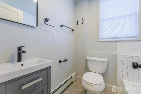 382 Summit Avenue Perth Amboy NJ 08861