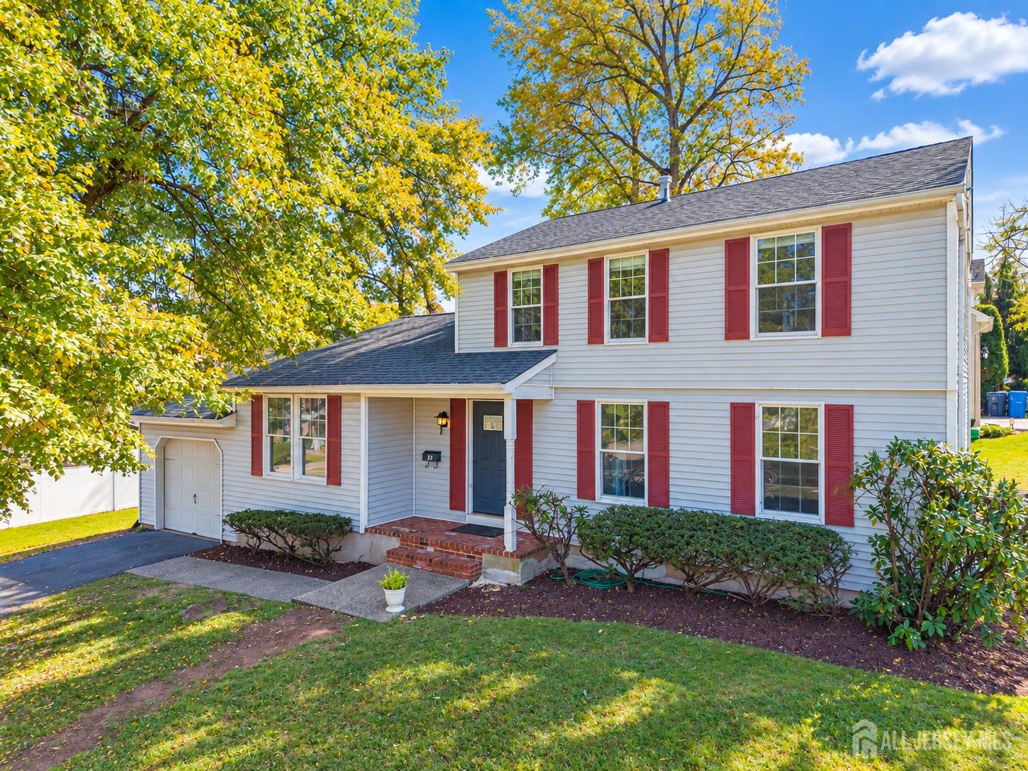 32 Smith Street Metuchen NJ 08840