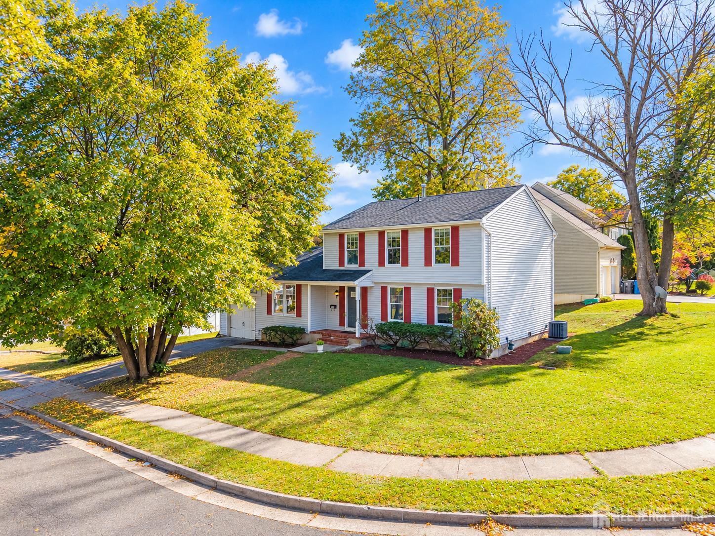 32 Smith Street Metuchen NJ 08840