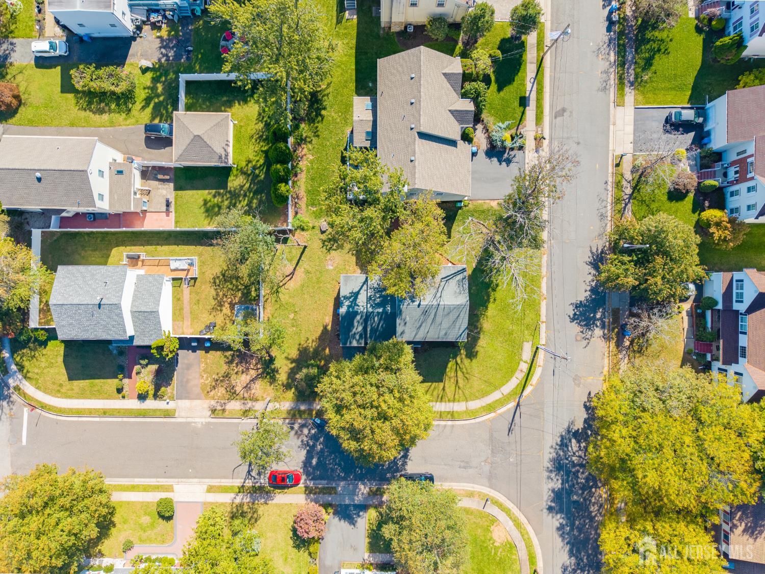 32 Smith Street Metuchen NJ 08840