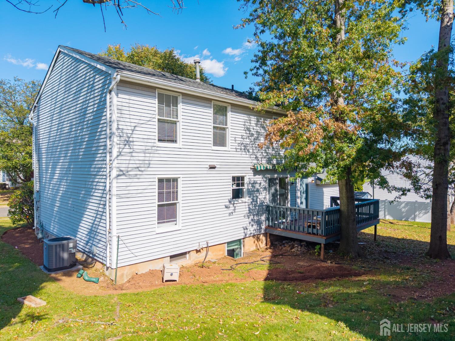 32 Smith Street Metuchen NJ 08840