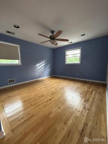 8 Julie Drive Edison NJ 08820