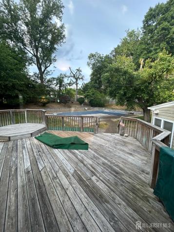8 Julie Drive Edison NJ 08820