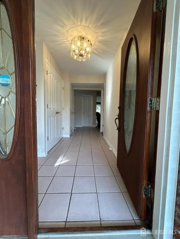 8 Julie Drive Edison NJ 08820