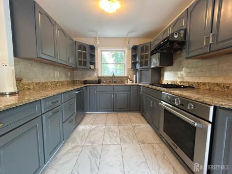 8 Julie Drive Edison NJ 08820
