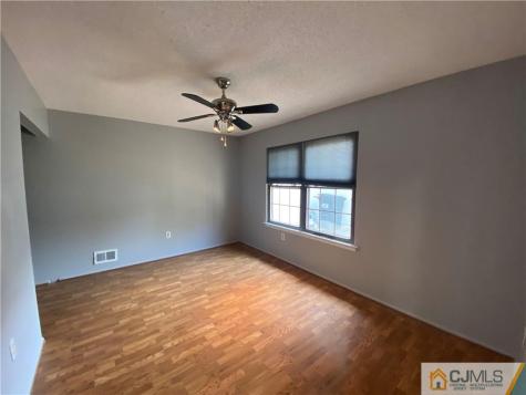 340 Wycoff Way East Brunswick NJ 08816