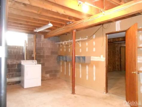 512 Sharon Garden Drive Woodbridge Proper NJ 07095