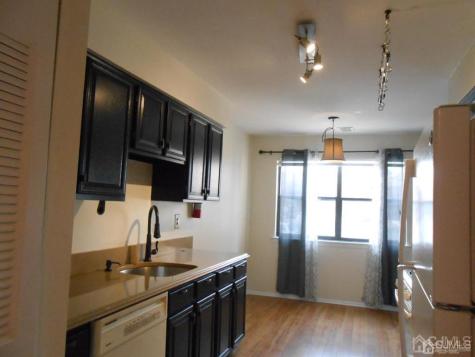 512 Sharon Garden Drive Woodbridge Proper NJ 07095
