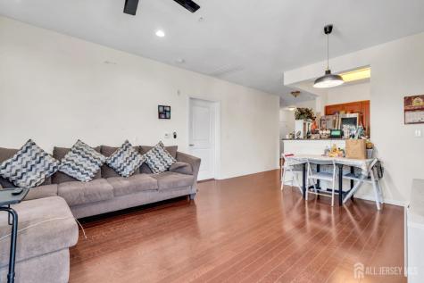 731 Strassle Way South Plainfield NJ 07080