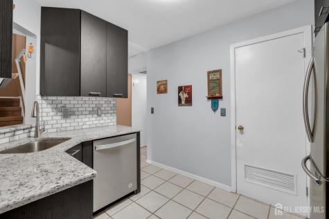492 Bayberry Court Englishtown NJ 07726