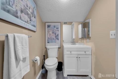 492 Bayberry Court Englishtown NJ 07726