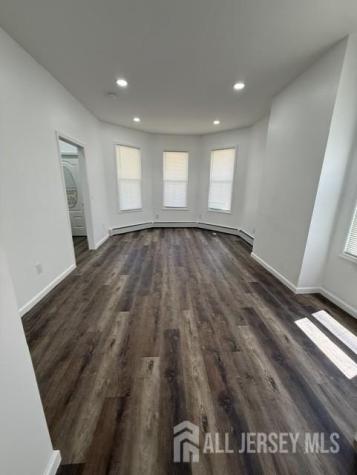 87 1st Street Perth Amboy NJ 08861