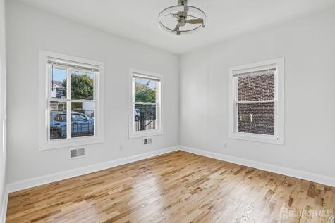 170 Seaman Street New Brunswick NJ 08901