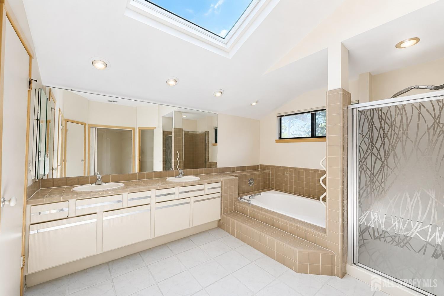 83 Sayre Drive Plainsboro NJ 08540
