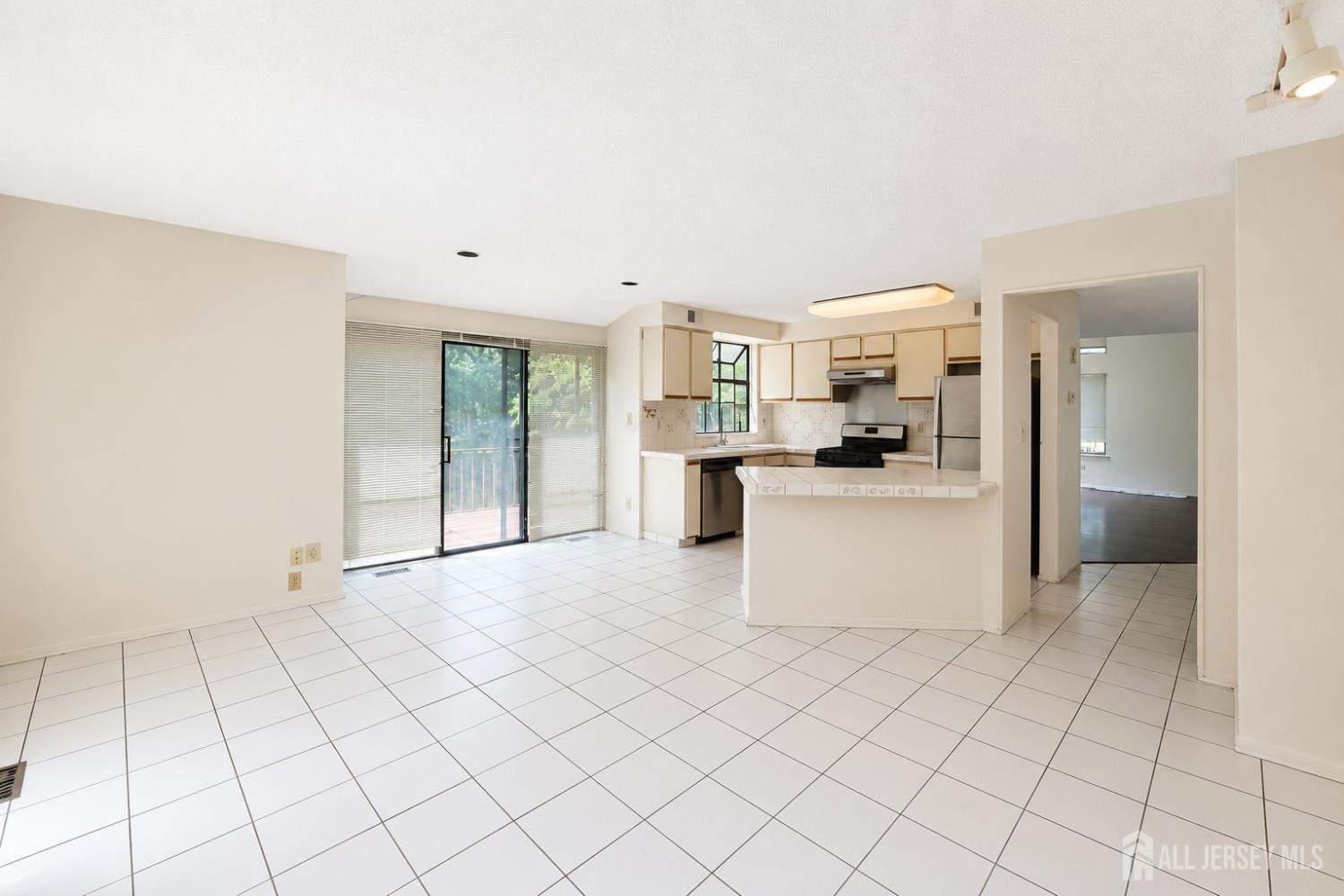 83 Sayre Drive Plainsboro NJ 08540