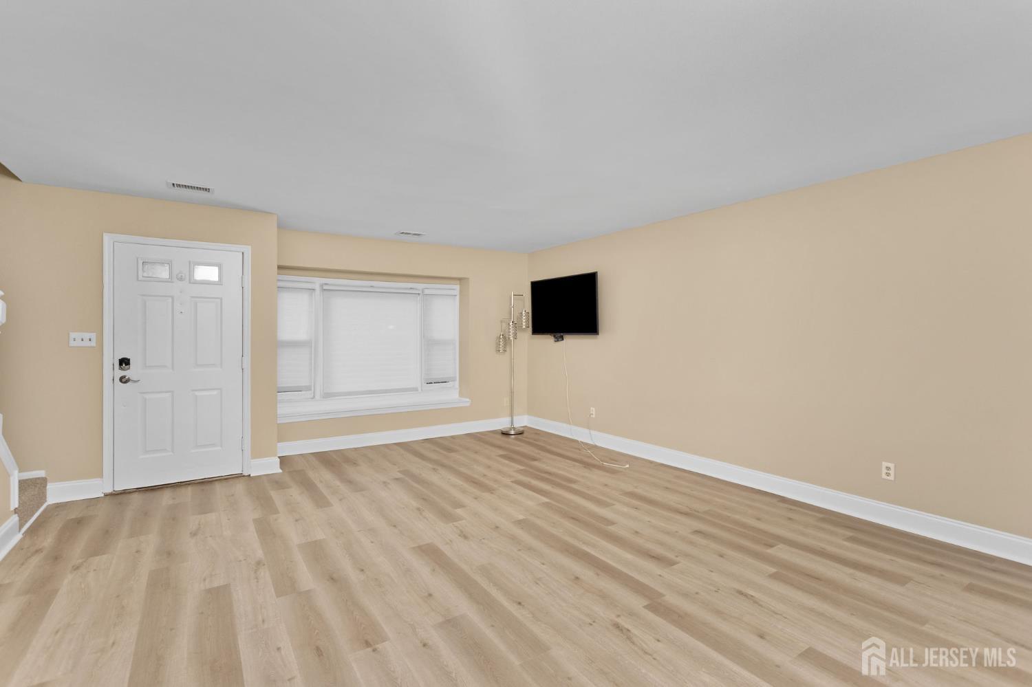127 Baron Lane East Brunswick NJ 08816