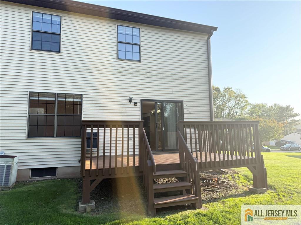 18 Dogwood Drive Edison NJ 08820