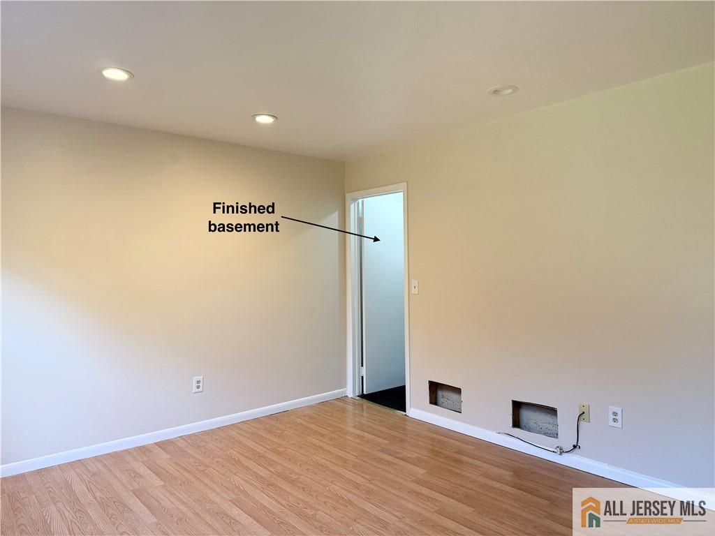 18 Dogwood Drive Edison NJ 08820
