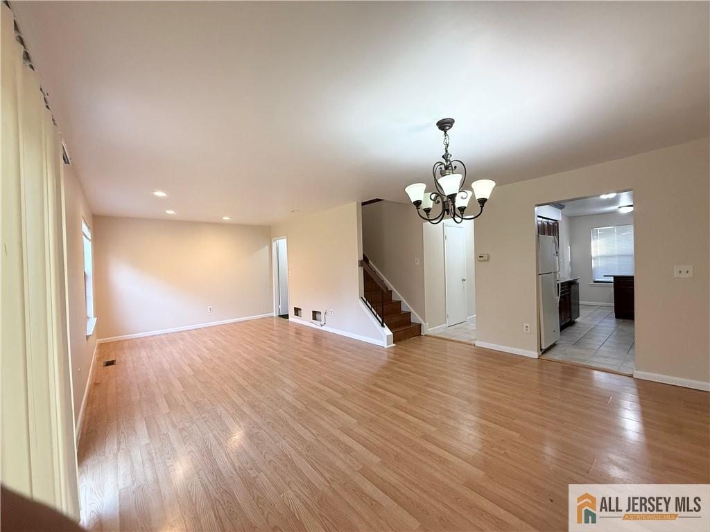 18 Dogwood Drive Edison NJ 08820