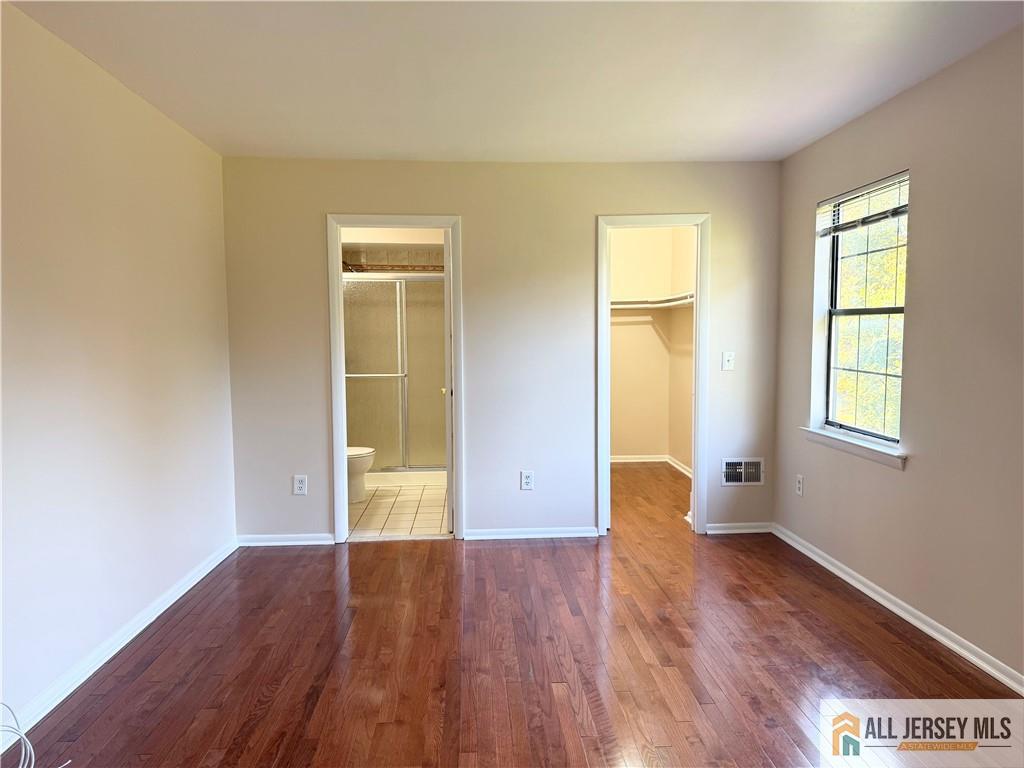 18 Dogwood Drive Edison NJ 08820