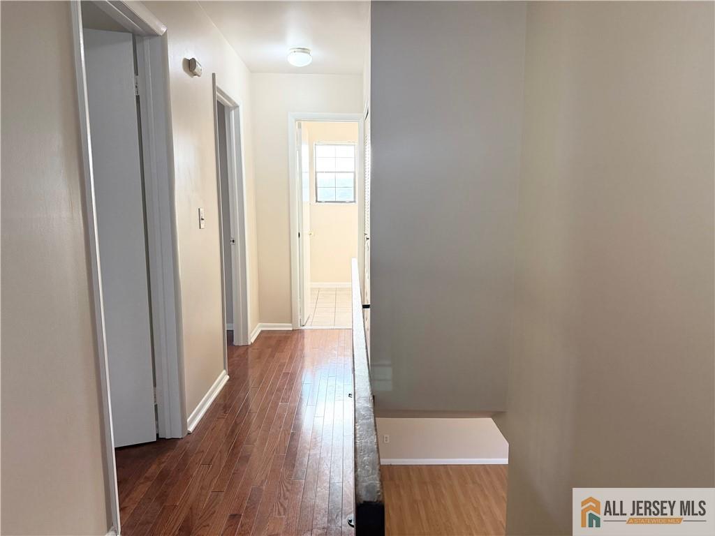 18 Dogwood Drive Edison NJ 08820
