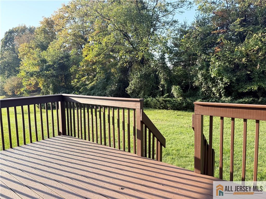 18 Dogwood Drive Edison NJ 08820