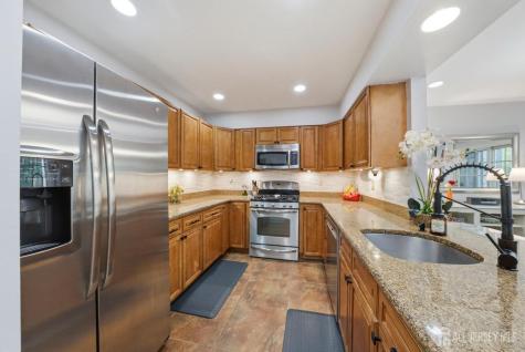 3 Dorchester Drive East Brunswick NJ 08816