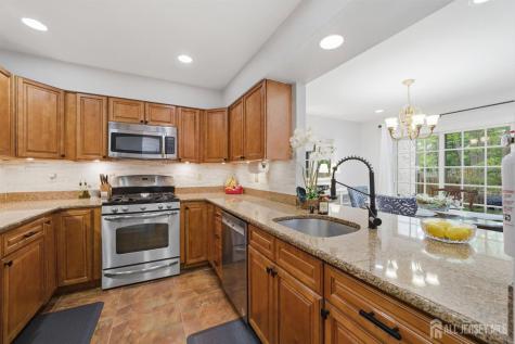 3 Dorchester Drive East Brunswick NJ 08816